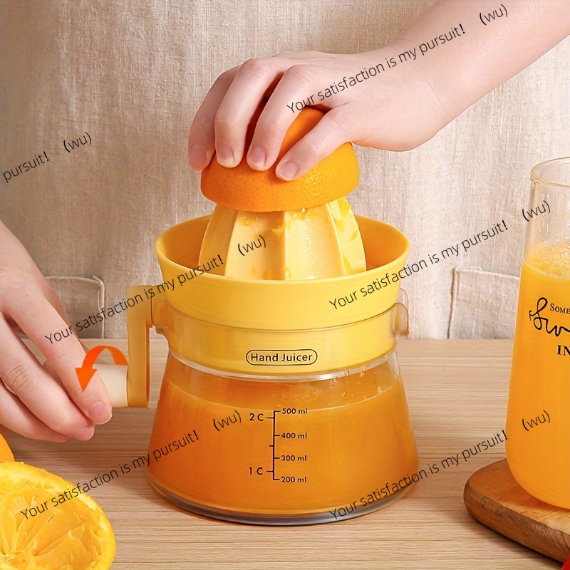 Kitchen Gadgets Built In - Manual Juicer with Built-in Measure, Hand
