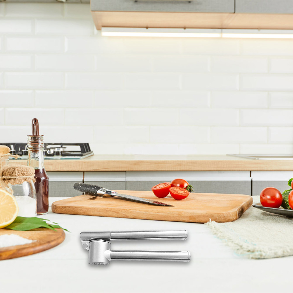 Ergonomic Manual Garlic Press  - Kitchen Gadgets Save Time recension och pris